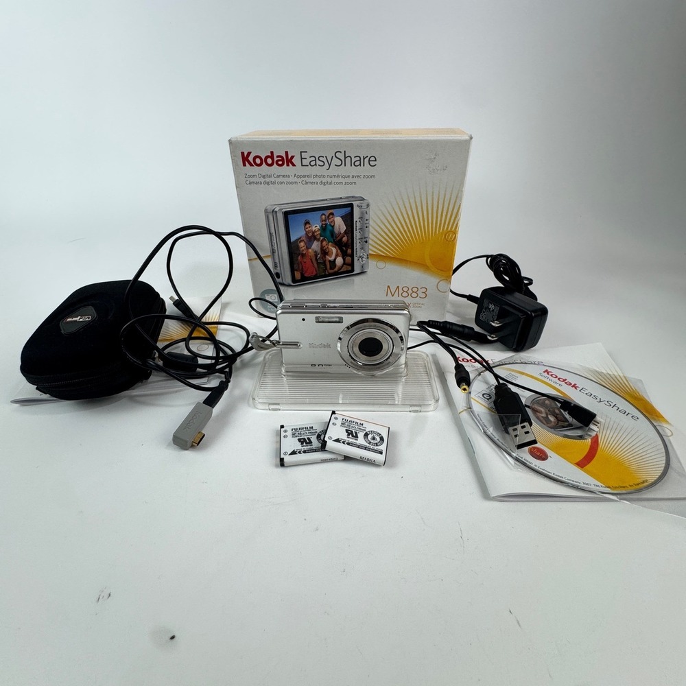 Kodak EasyShare M883 8MP Digital Camera Bundle Case Charger Battery No SD Tested - Picture 2 of 14